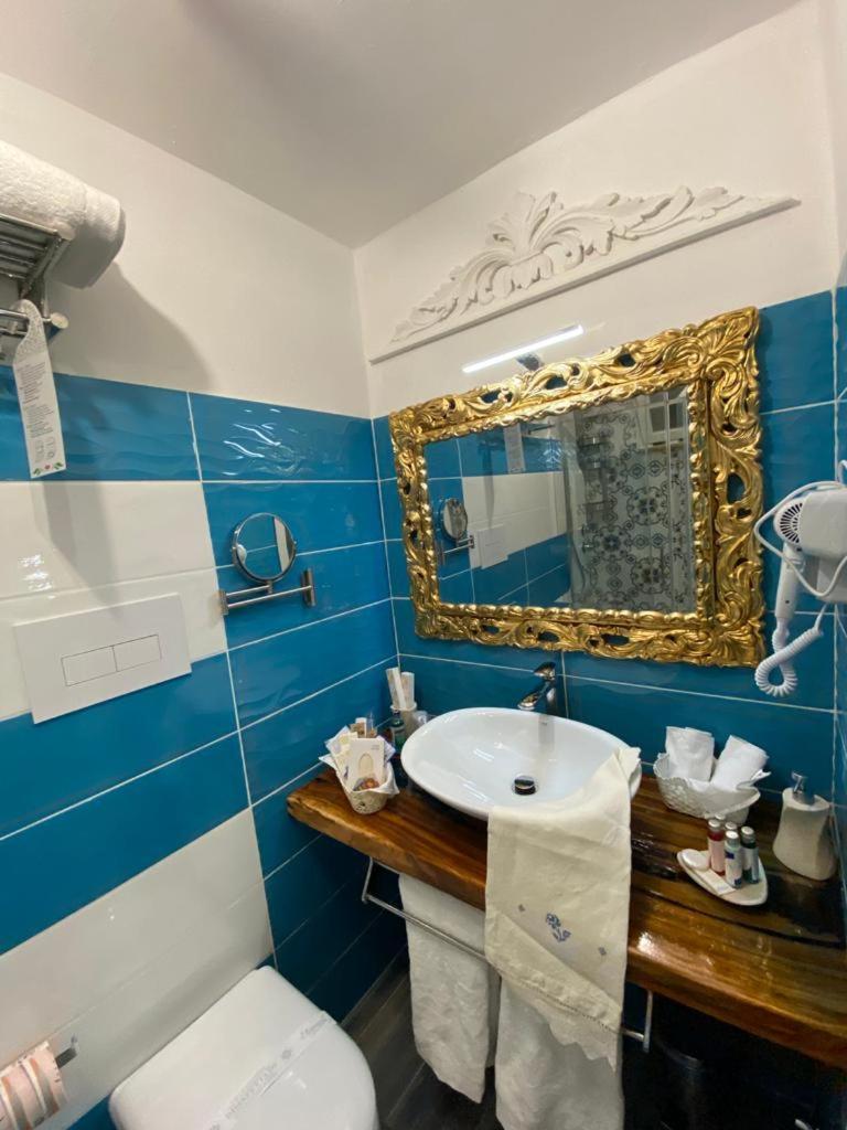 Luxury B&B Suite Jacuzzi Villa Filomena 卡梅罗塔的码头 外观 照片